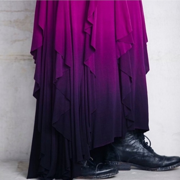 ISO!!! Size S, M or L FP Ombre Venus Ruffle Skirt - Picture 4 of 7